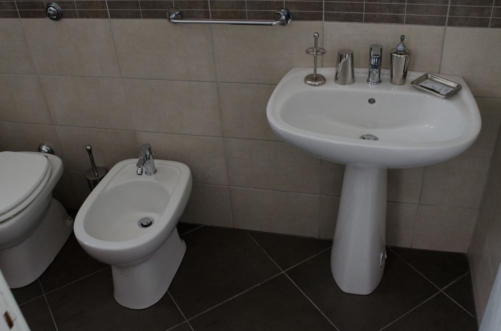 B&B La Scala Реалмонте Екстериор снимка