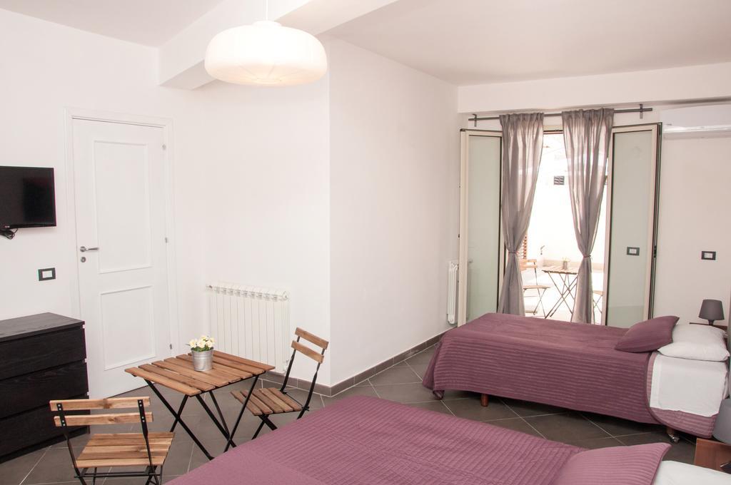 B&B La Scala Реалмонте Стая снимка