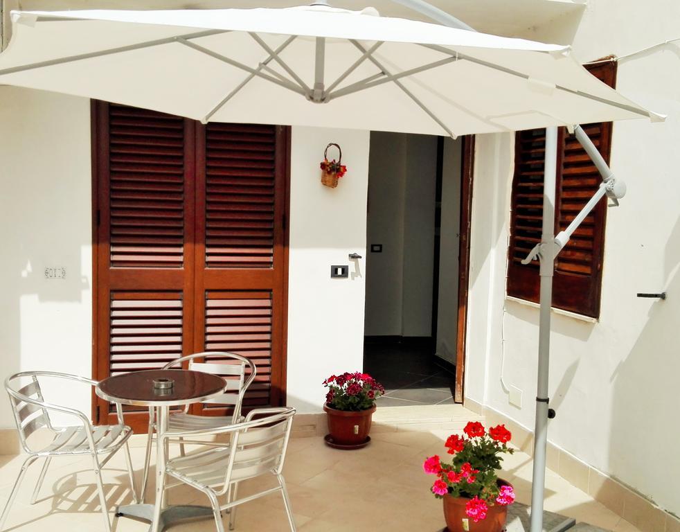 B&B La Scala Реалмонте Екстериор снимка